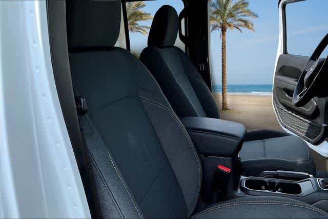 Thumbnail: 2025 Jeep Gladiator - 9