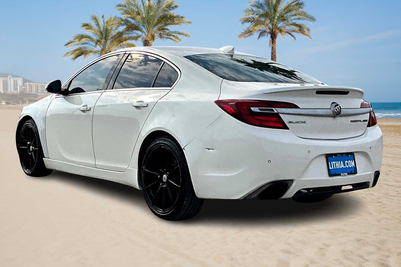 Thumbnail: 2015 Buick Regal - 4