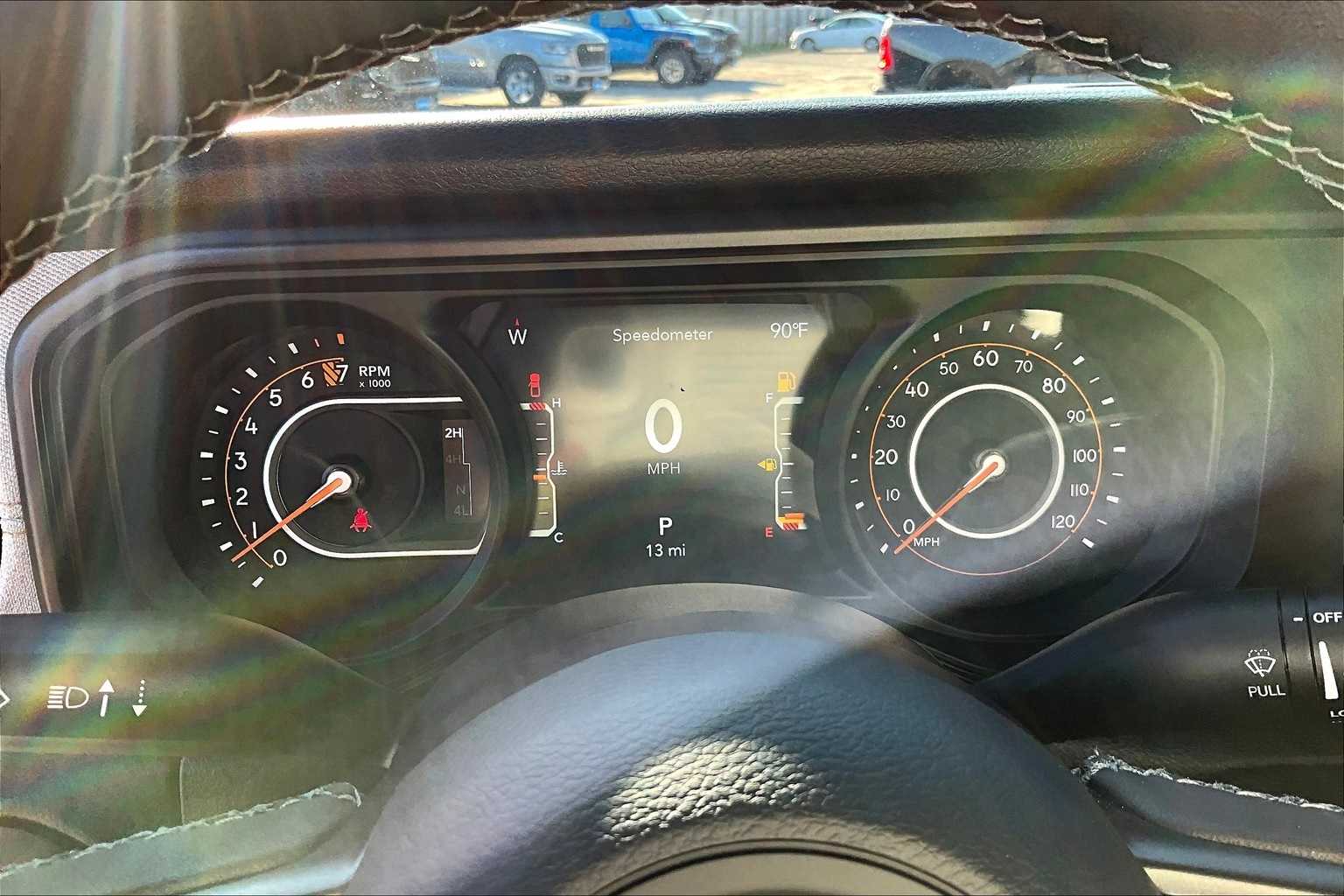 Thumbnail: 2025 Jeep Gladiator - 17