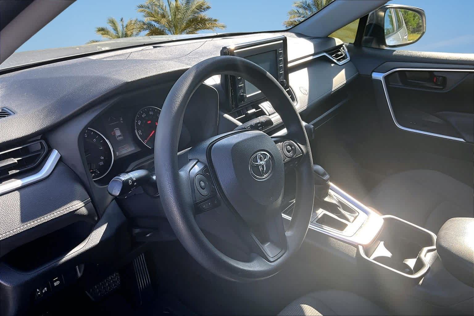 Thumbnail: 2019 Toyota RAV4 - 2