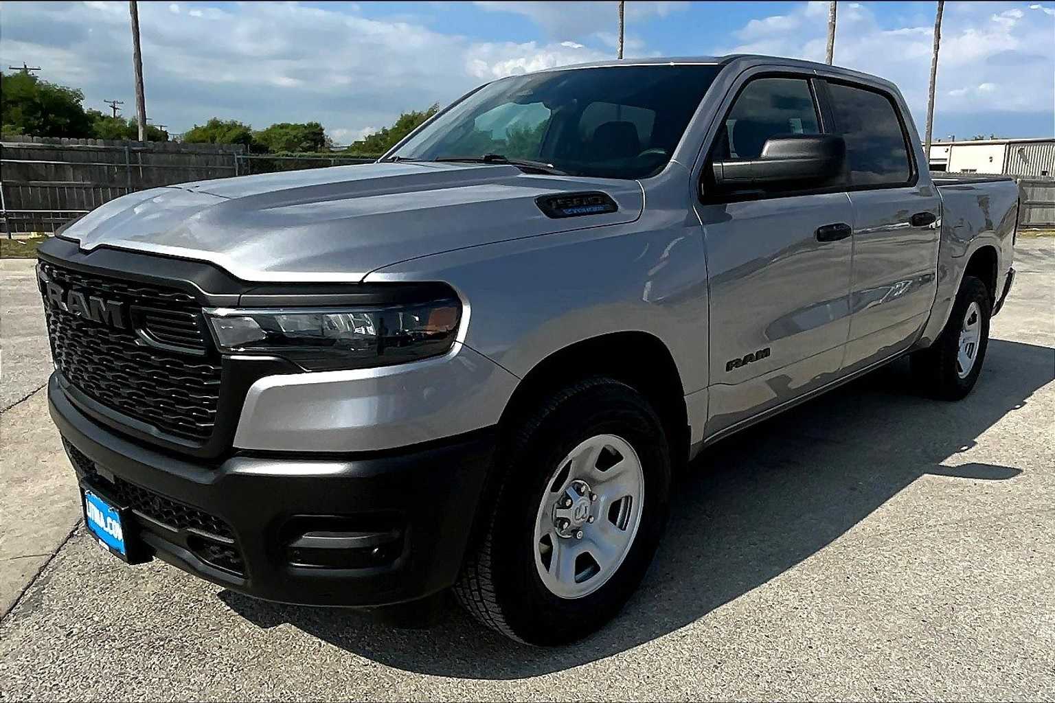 Thumbnail: 2025 RAM 1500 - 3