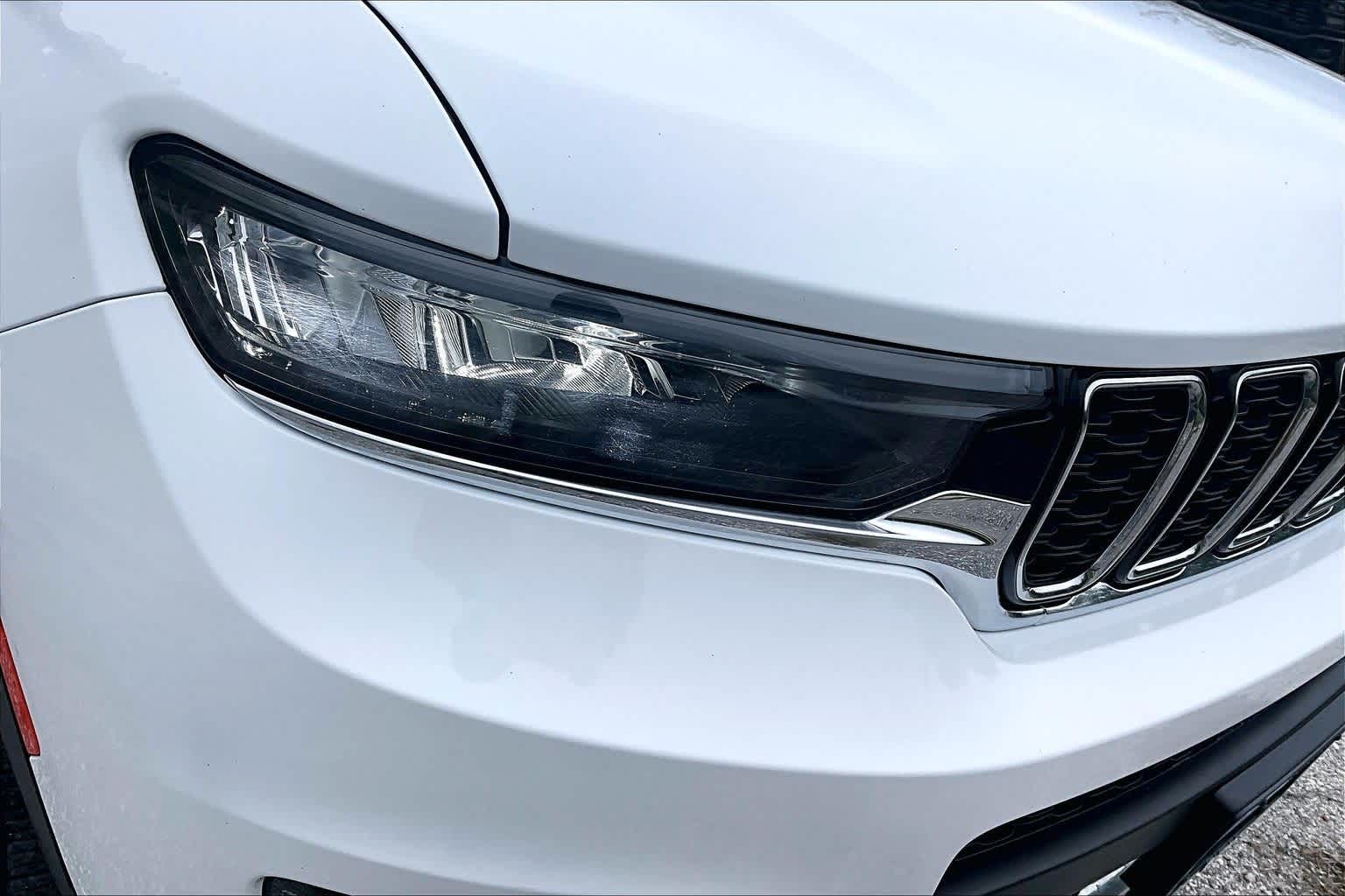 Thumbnail: 2021 Jeep Grand Cherokee L - 28