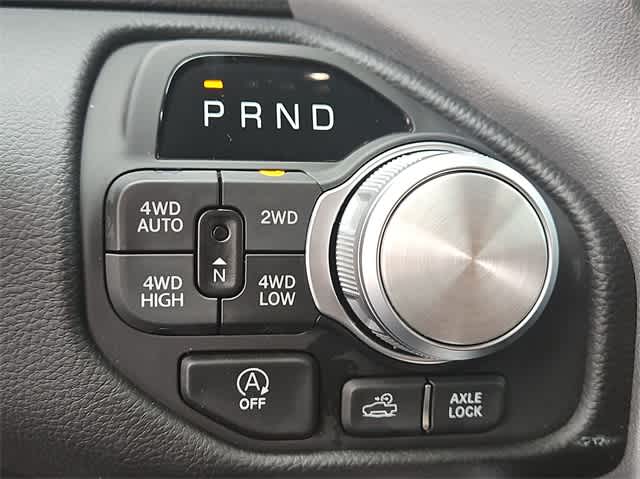 Thumbnail: 2025 RAM 1500 - 33