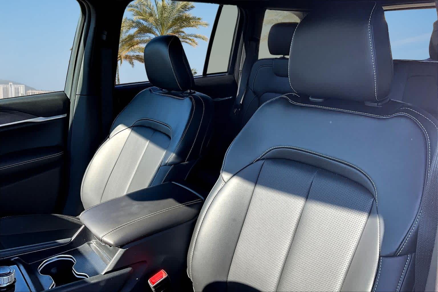 Thumbnail: 2025 Jeep Grand Cherokee - 11