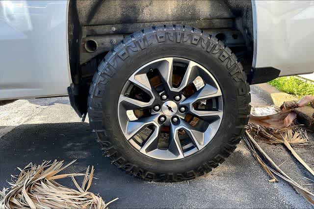 Thumbnail: 2019 Chevrolet Silverado 1500 - 17