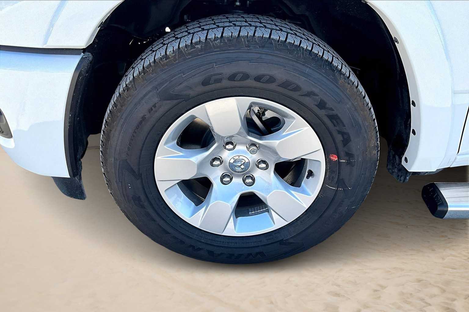 Thumbnail: 2025 RAM 1500 - 7