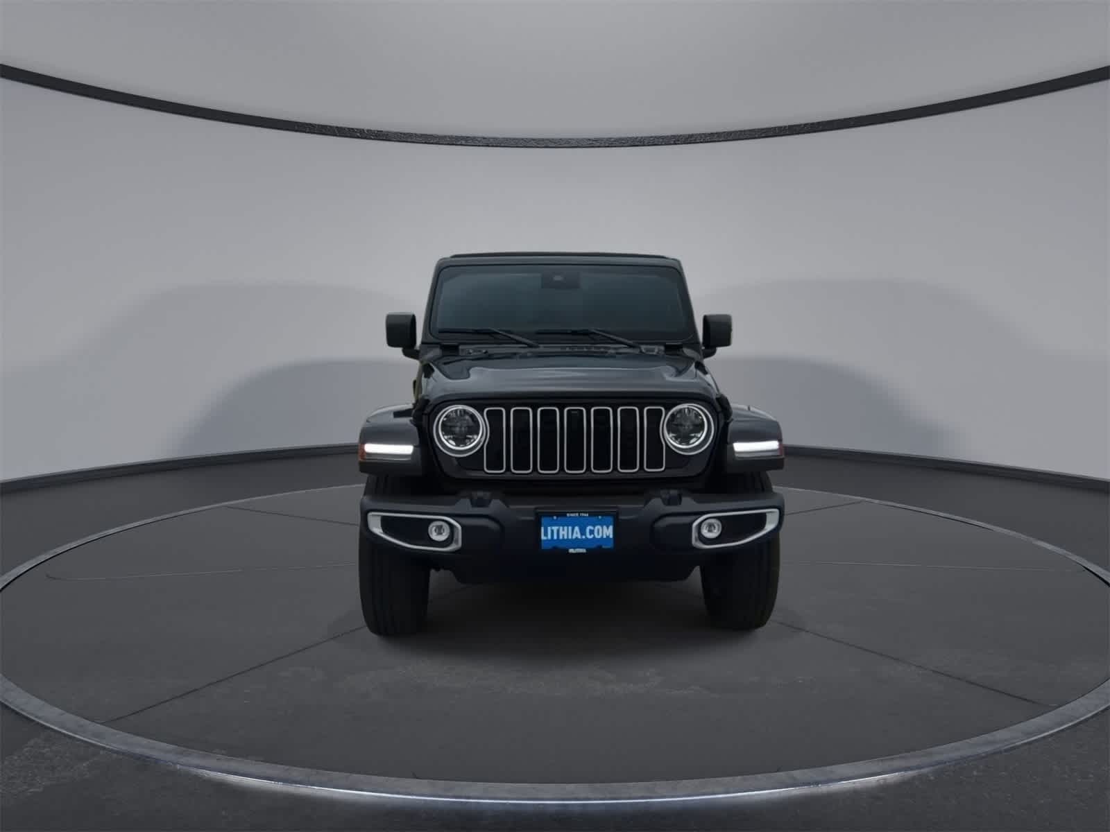 2025 Jeep Wrangler Sahara photo 3