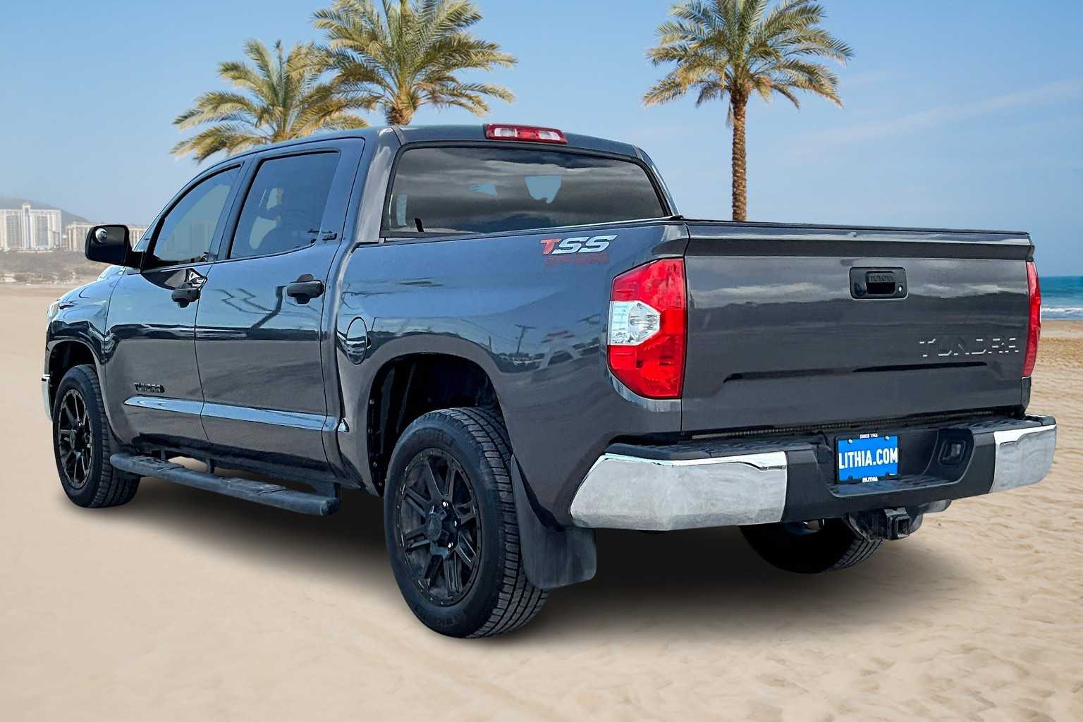 Thumbnail: 2019 Toyota Tundra - 4
