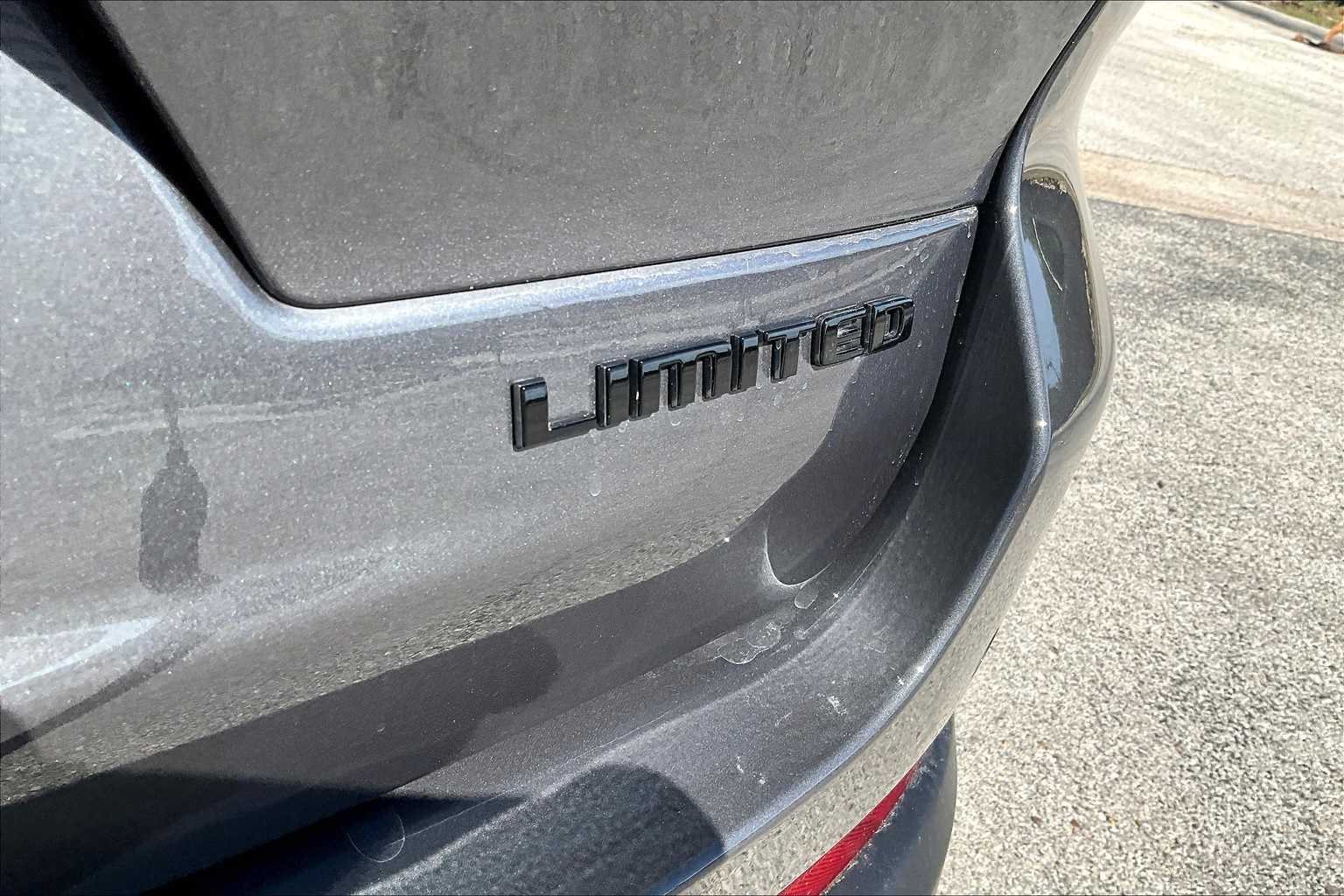 Thumbnail: 2025 Jeep Grand Cherokee - 7