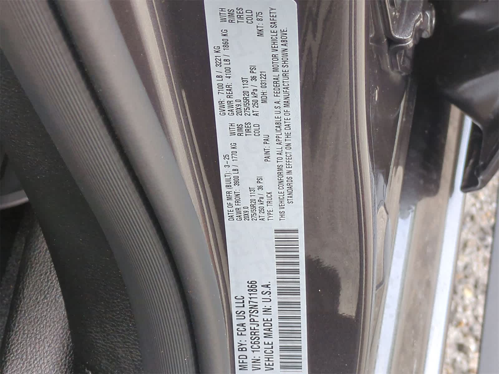 Thumbnail: 2025 RAM 1500 - 38
