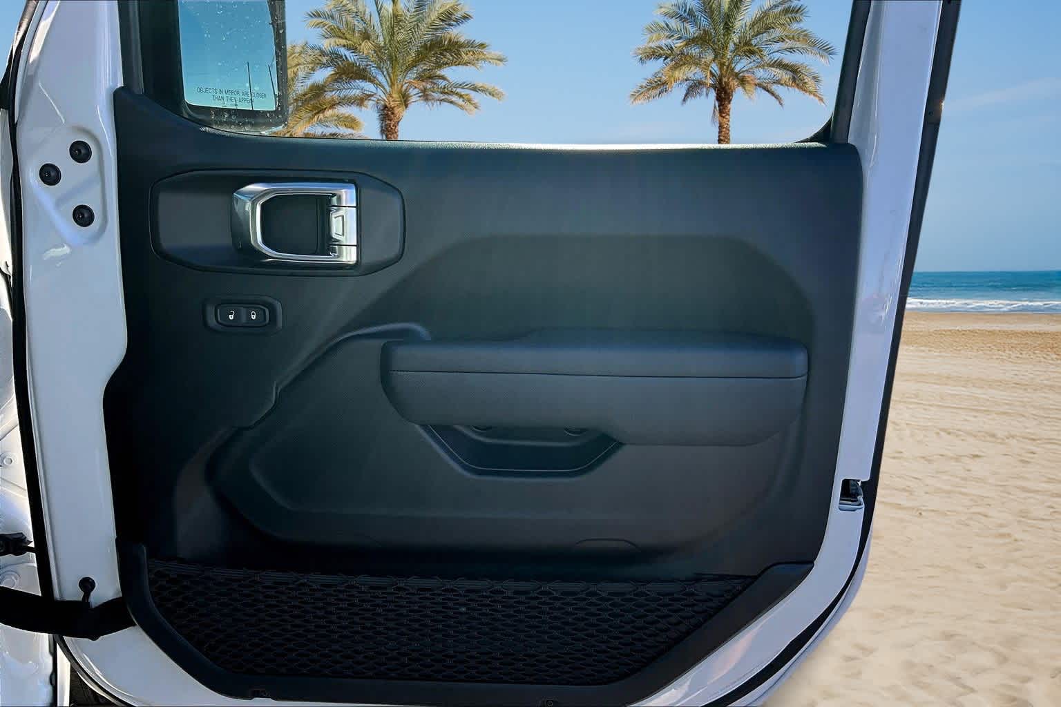 Thumbnail: 2018 Jeep Wrangler - 29