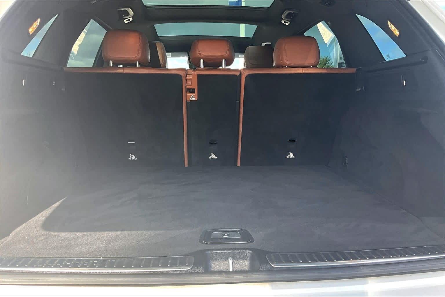 Thumbnail: 2017 Mercedes-Benz GLC - 19