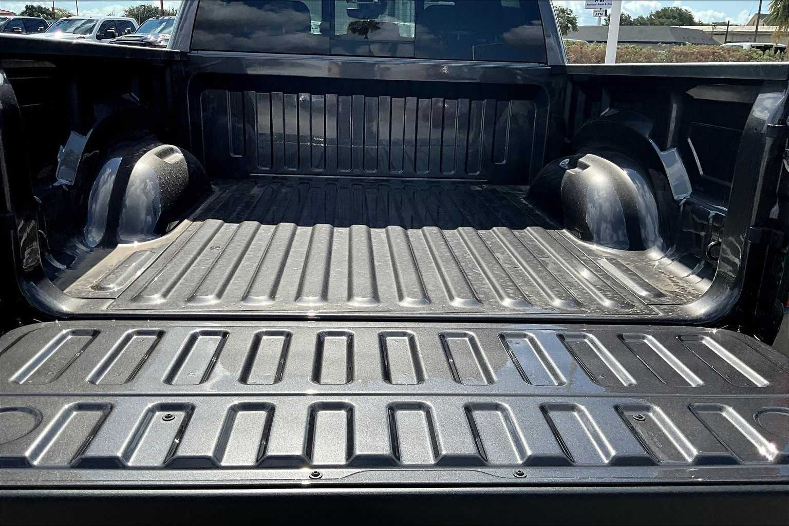 Thumbnail: 2026 RAM 1500 - 19