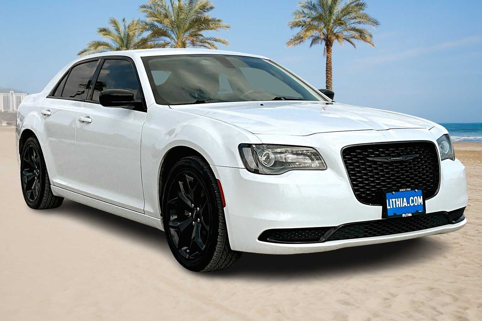 Thumbnail: 2022 Chrysler 300 - 22