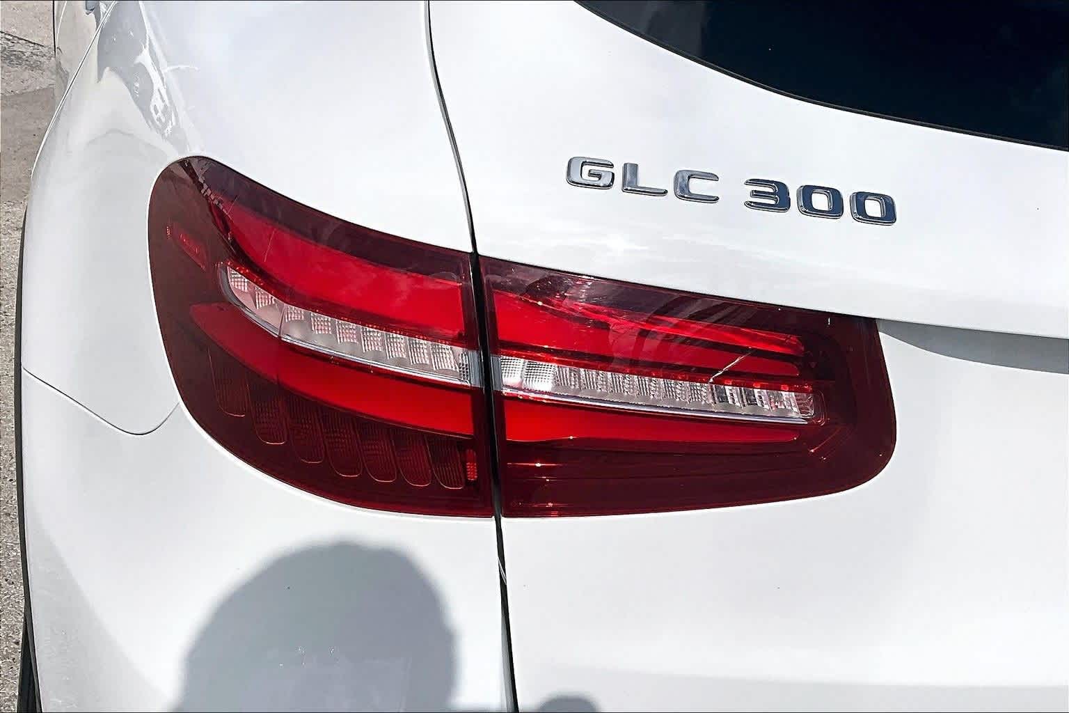 Thumbnail: 2017 Mercedes-Benz GLC - 31