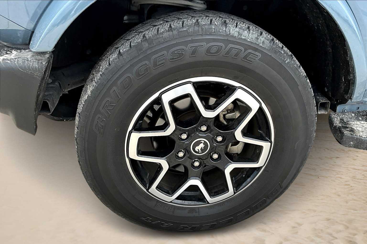 Thumbnail: 2024 Ford Bronco - 8