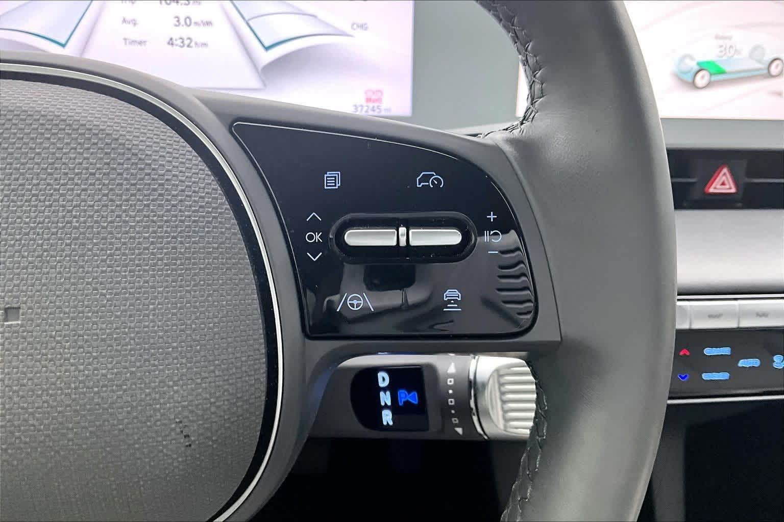 Thumbnail: 2023 Hyundai Ioniq 5 - 23