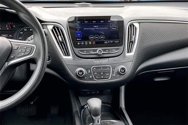 Thumbnail: 2024 Chevrolet Malibu - 15