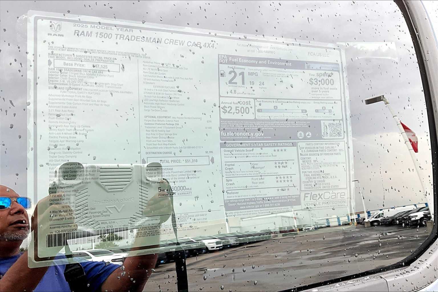 Thumbnail: 2025 RAM 1500 - 23