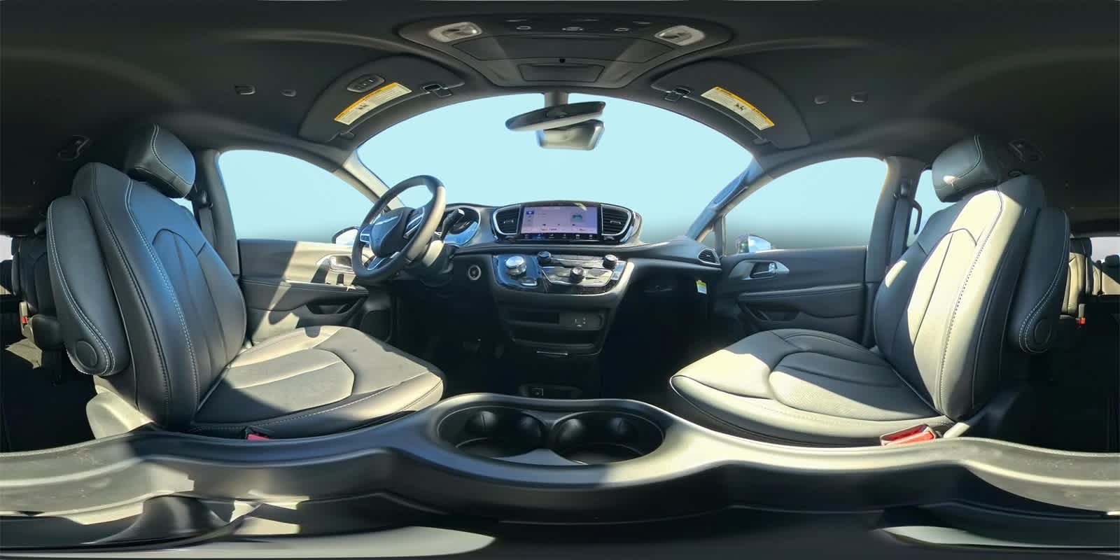 Thumbnail: 2026 Chrysler Pacifica - 24