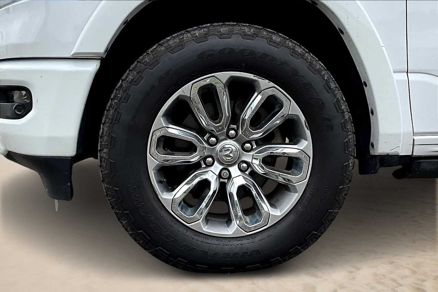 2021 RAM 1500 Laramie 8
