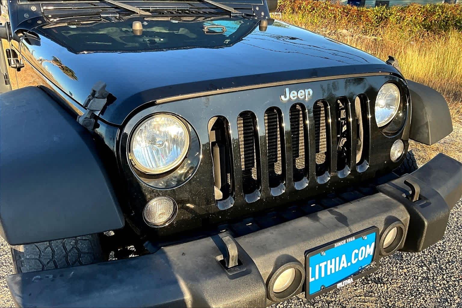 Thumbnail: 2016 Jeep Wrangler - 33