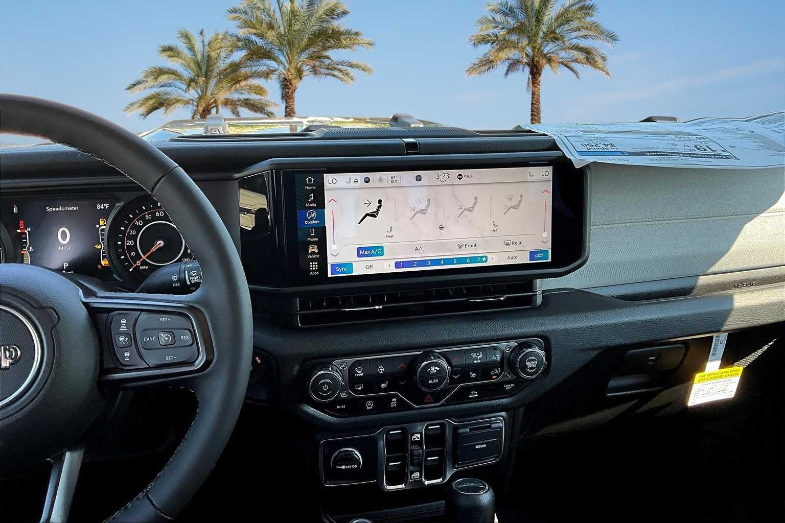 Thumbnail: 2025 Jeep Gladiator - 16