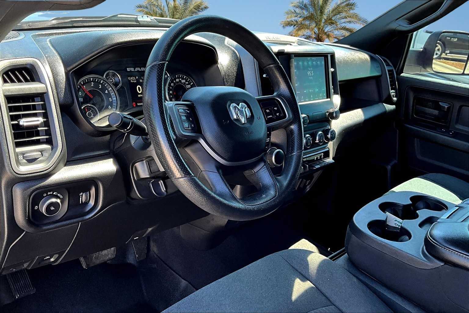 2021 Ram 2500 Tradesman photo 2