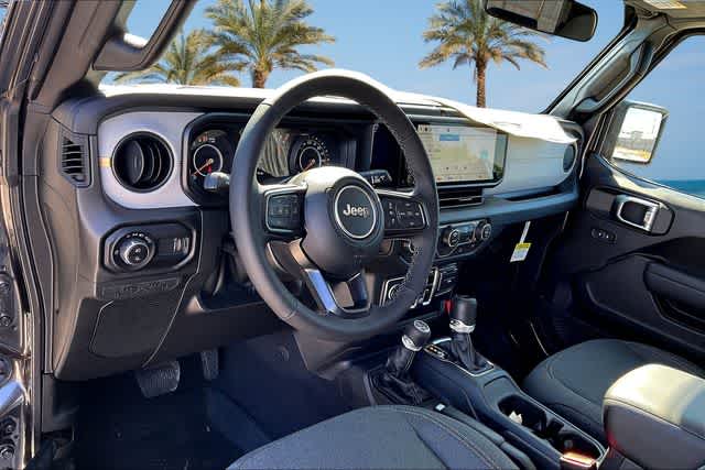 2025 Jeep Gladiator Sport S