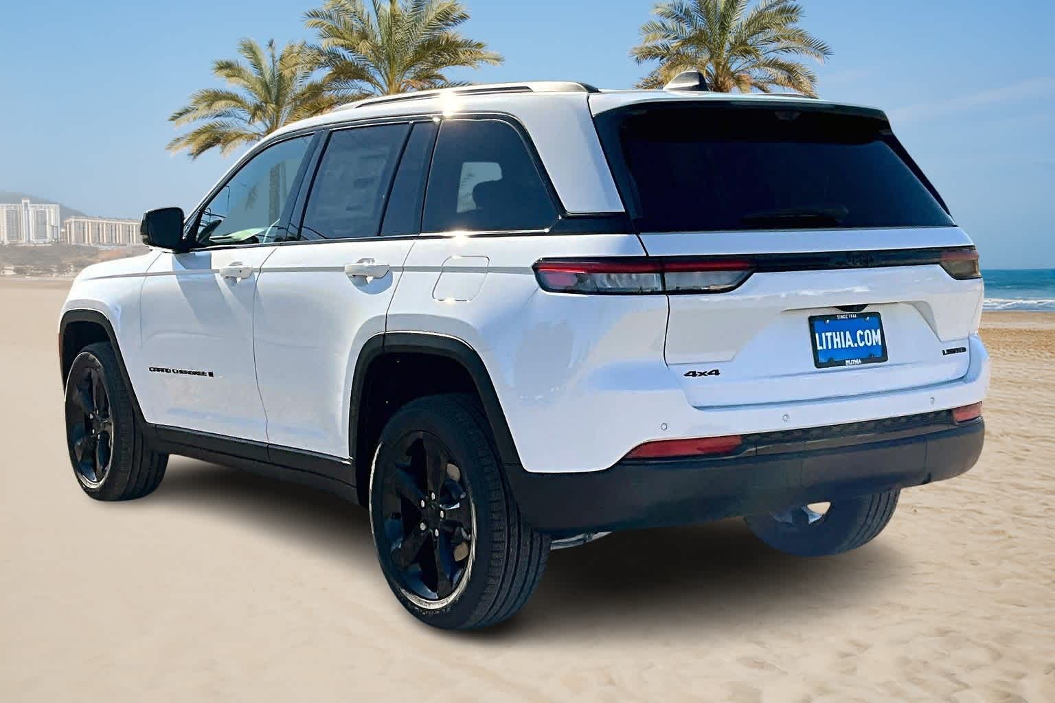 Thumbnail: 2025 Jeep Grand Cherokee - 4