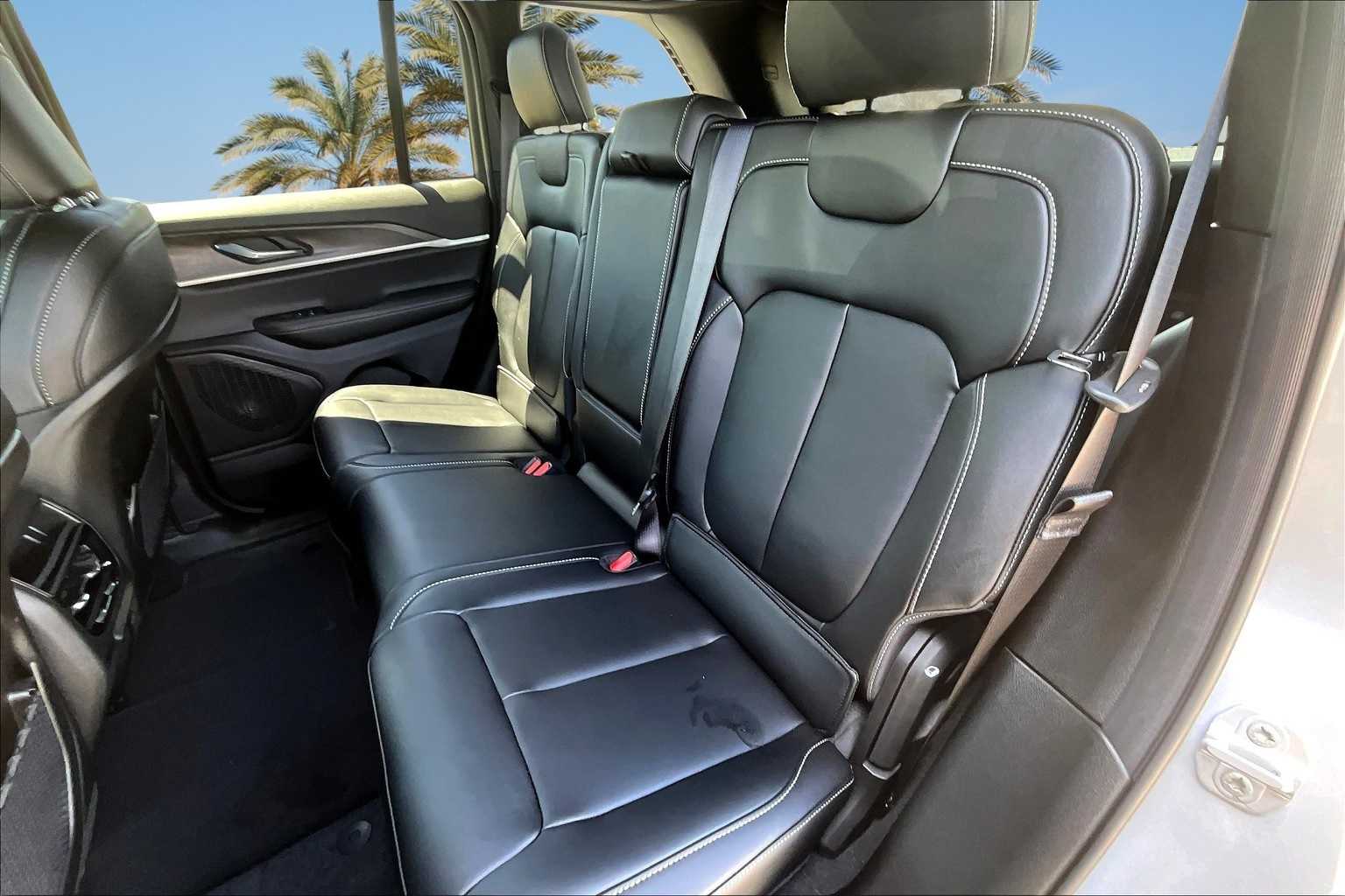 Thumbnail: 2025 Jeep Grand Cherokee - 13