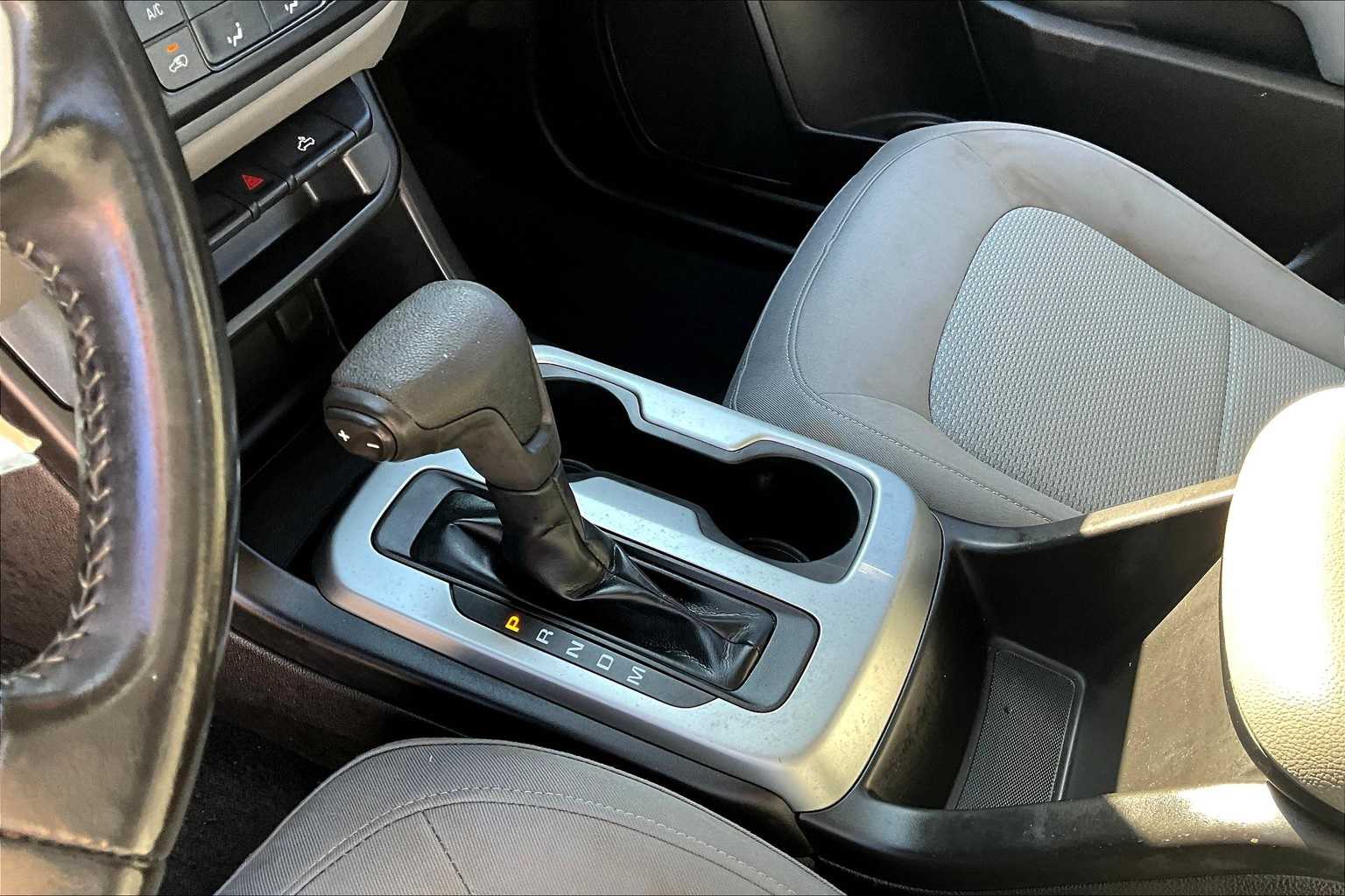 Thumbnail: 2016 Chevrolet Colorado - 16