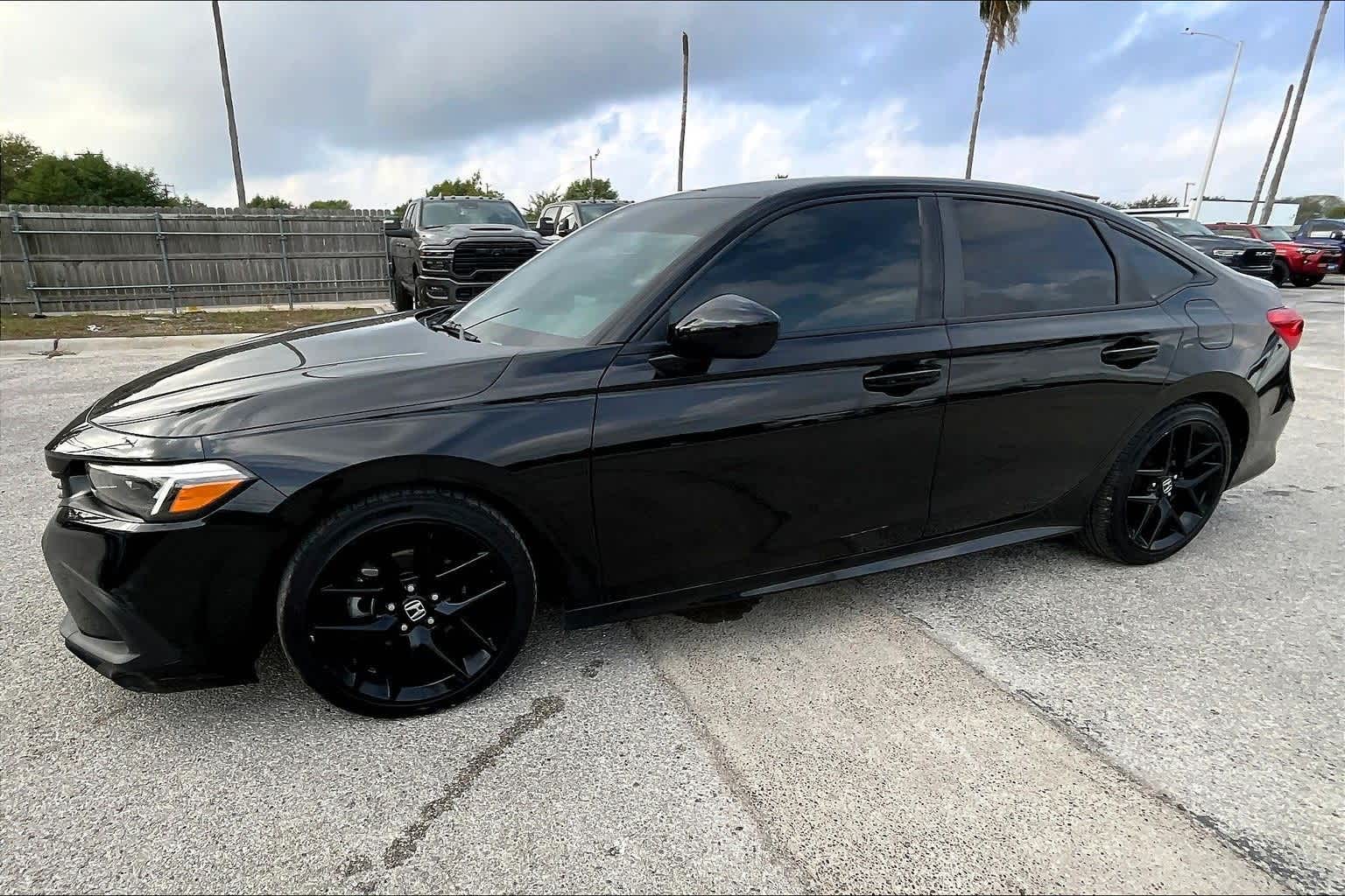 Thumbnail: 2024 Honda Civic - 3