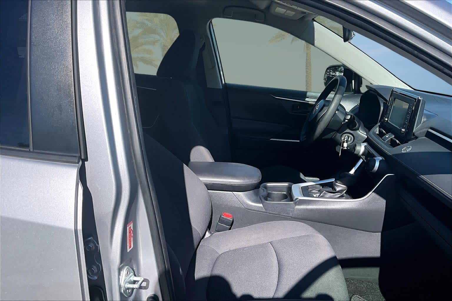 Thumbnail: 2019 Toyota RAV4 - 13