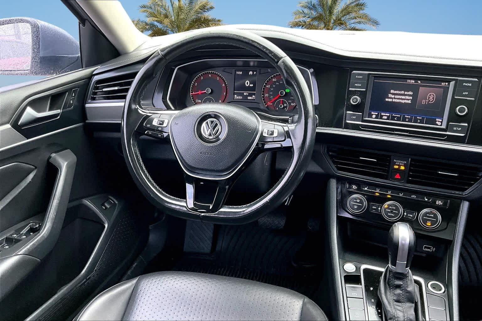 Thumbnail: 2019 Volkswagen Jetta - 13