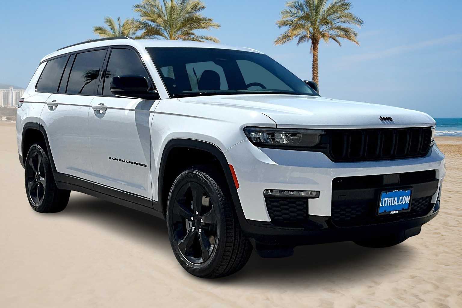 Thumbnail: 2025 Jeep Grand Cherokee - 22