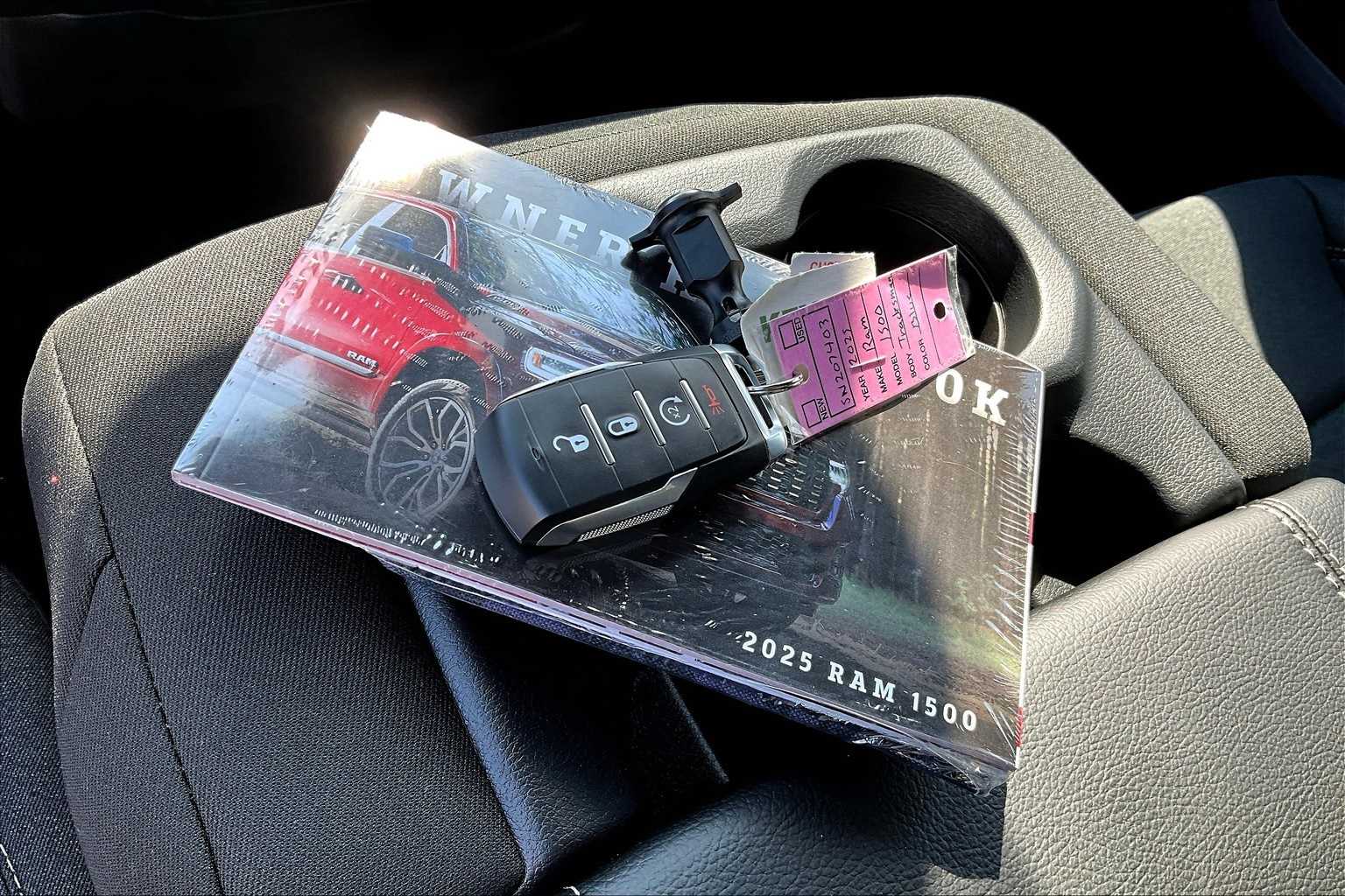 Thumbnail: 2025 RAM 1500 - 19