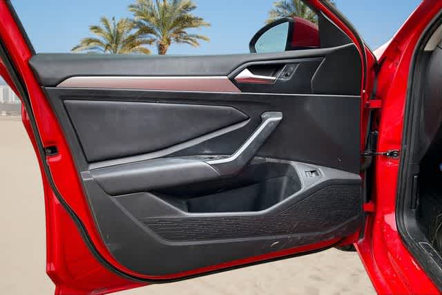 Thumbnail: 2019 Volkswagen Jetta - 12