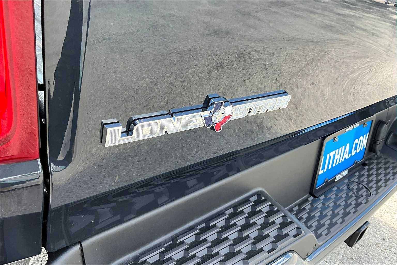 Thumbnail: 2026 RAM 1500 - 7