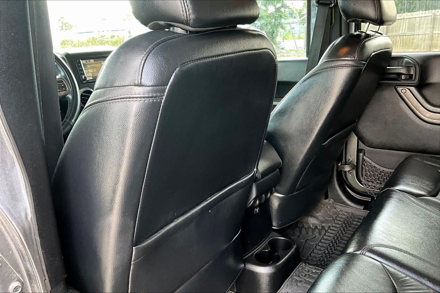 Thumbnail: 2013 Jeep Wrangler - 11