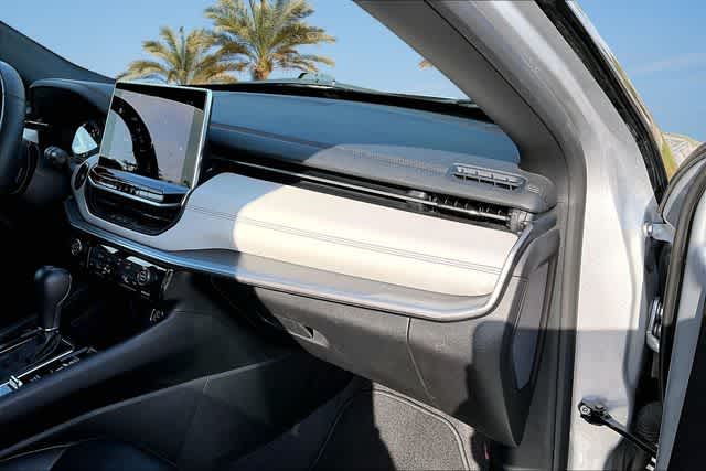 Thumbnail: 2025 Jeep Compass - 21