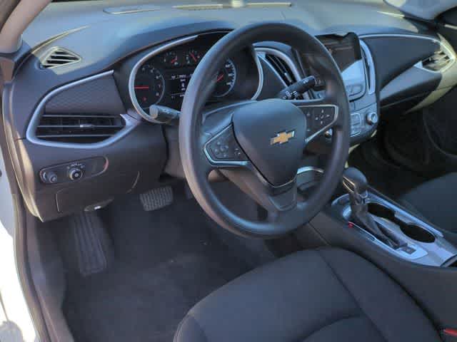 Thumbnail: 2023 Chevrolet Malibu - 10