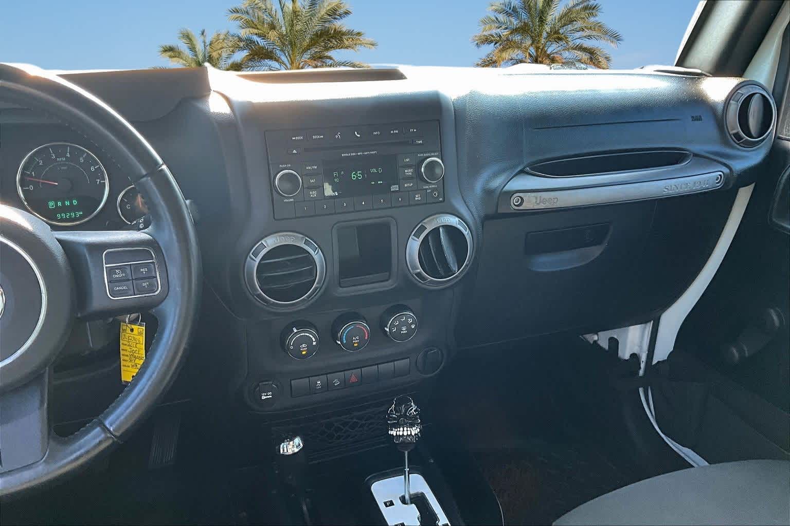 Thumbnail: 2018 Jeep Wrangler - 15