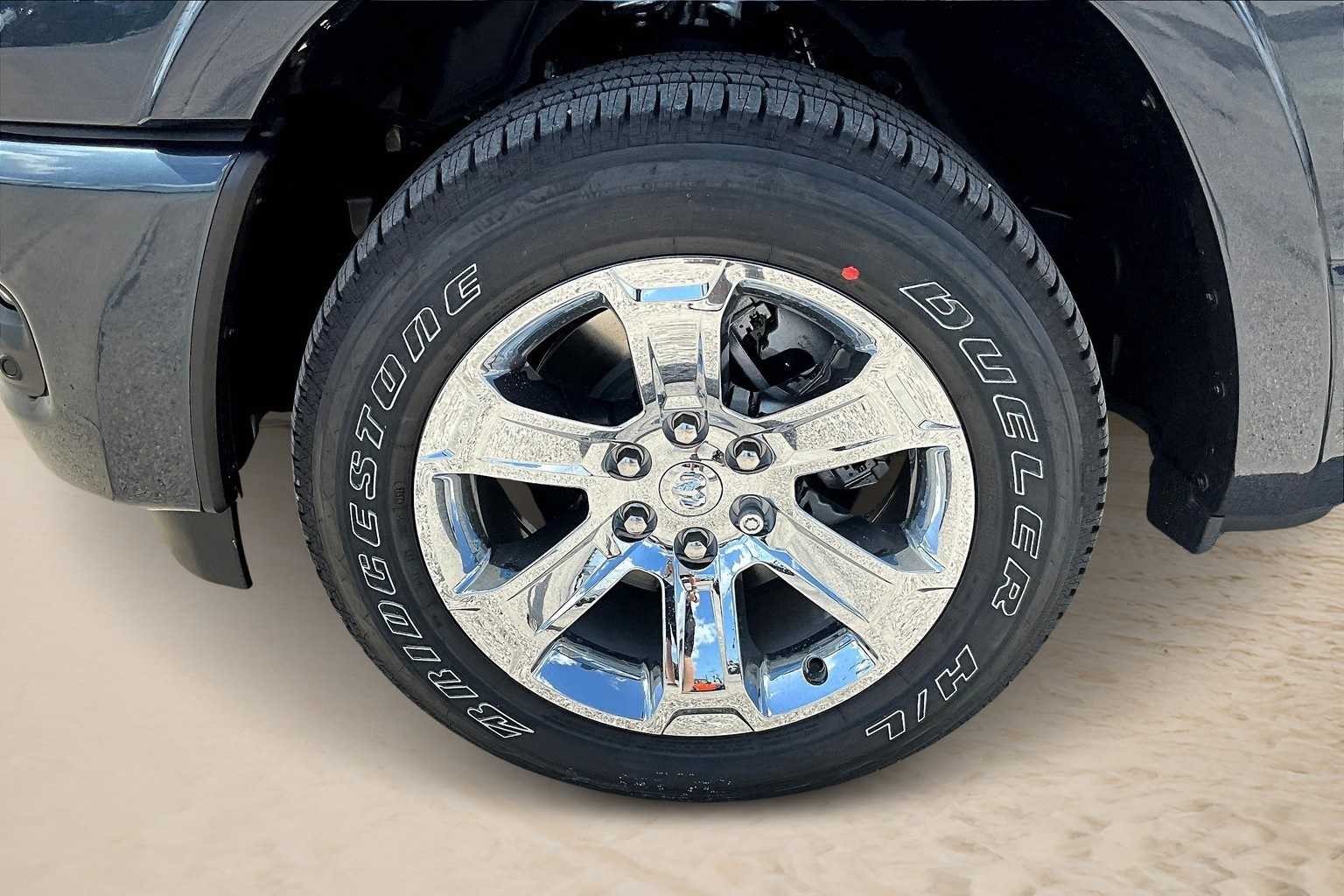 Thumbnail: 2026 RAM 1500 - 8