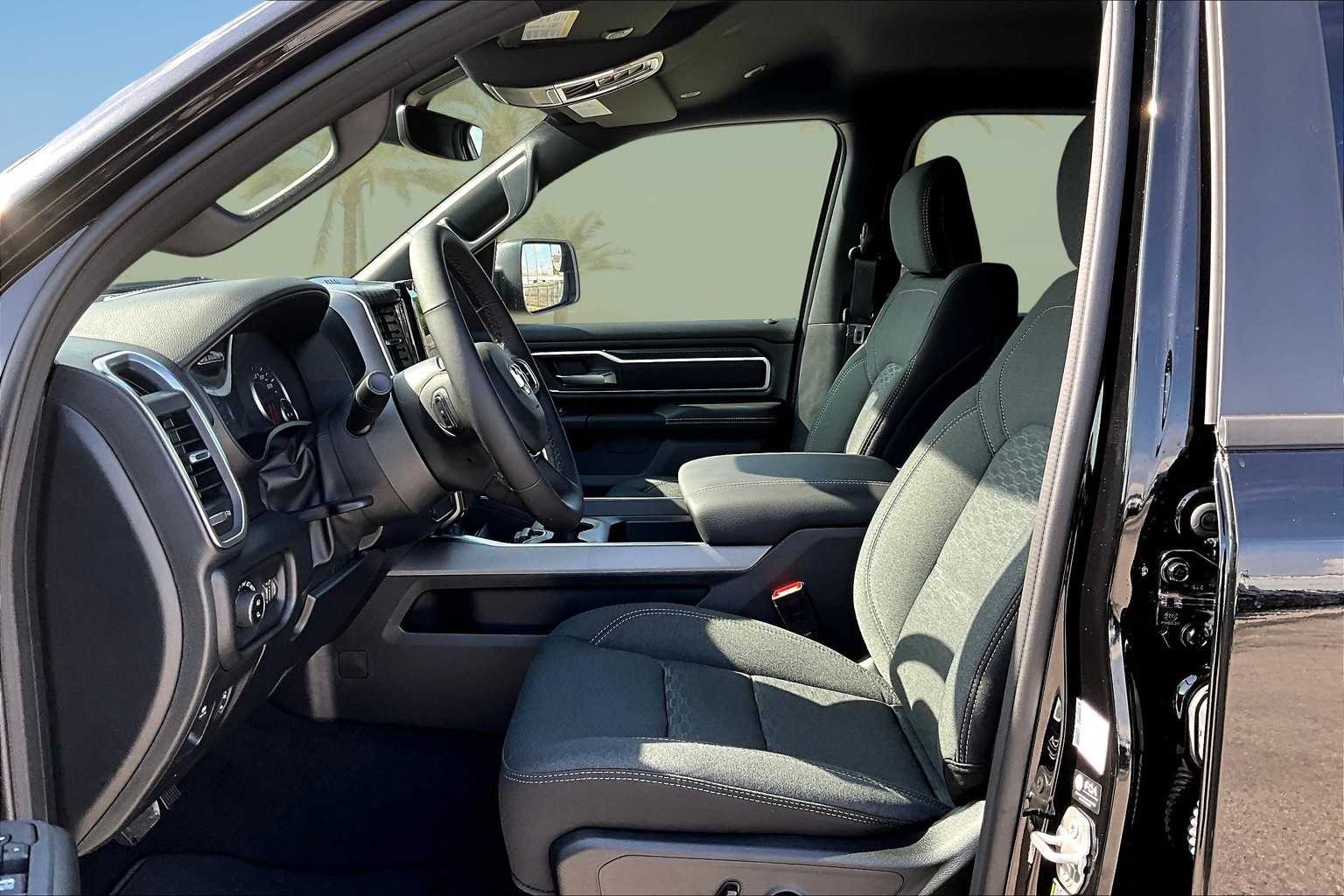 Thumbnail: 2026 RAM 1500 - 11