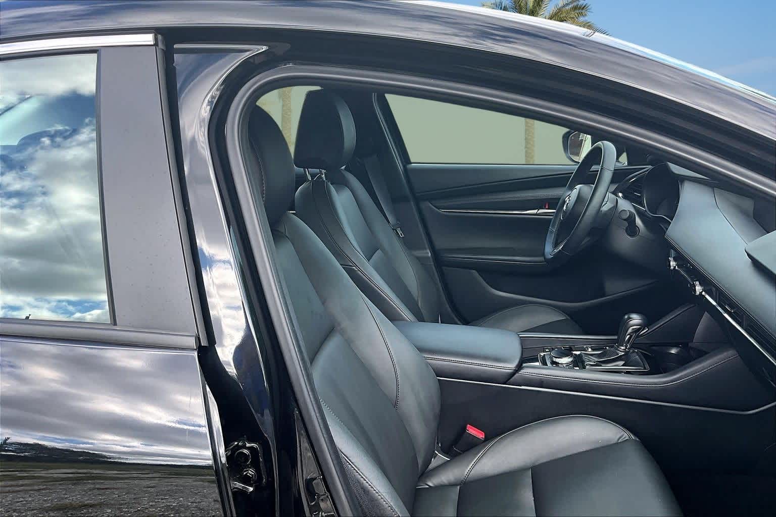 Thumbnail: 2025 Mazda Mazda3 - 13