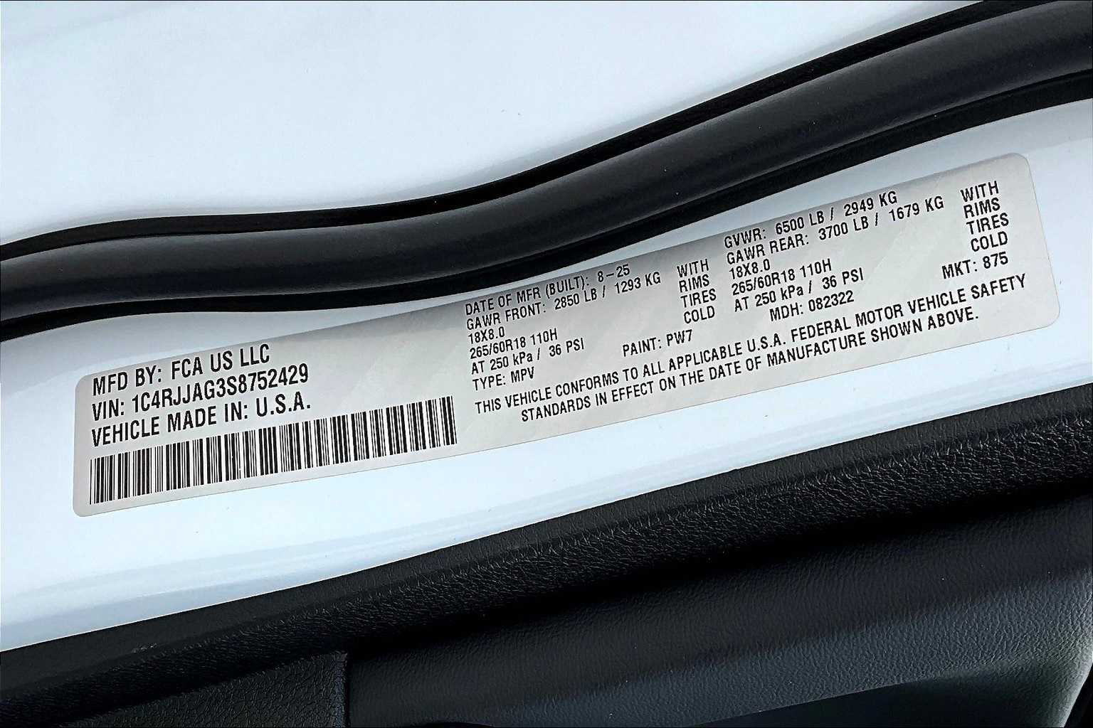 Thumbnail: 2025 Jeep Grand Cherokee - 20