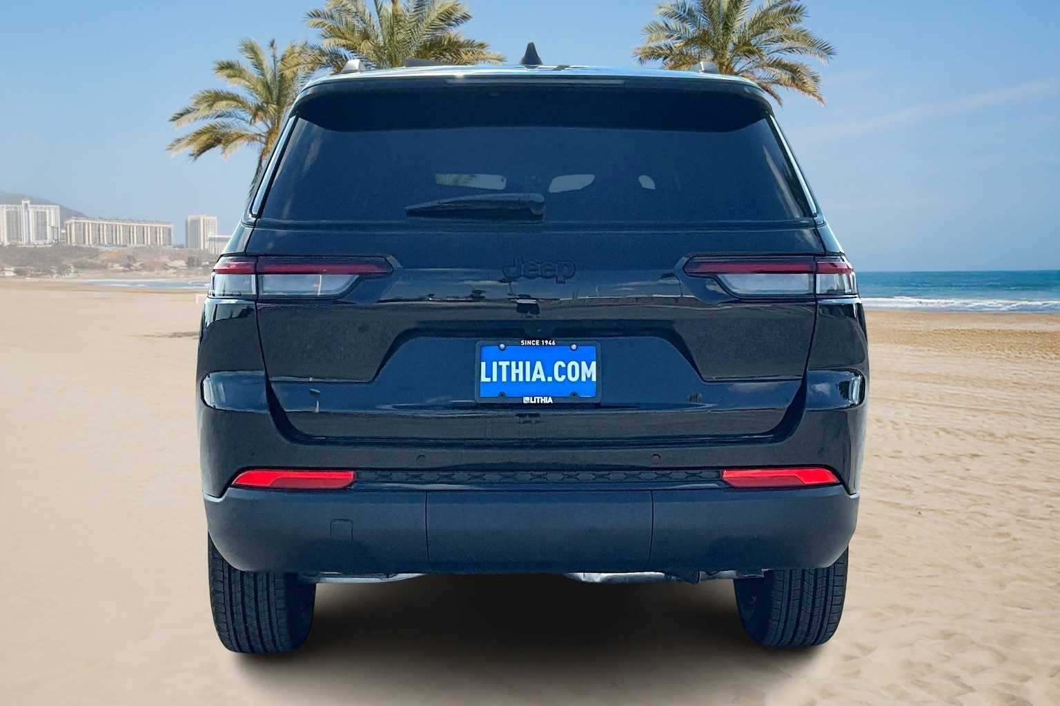 Thumbnail: 2025 Jeep Grand Cherokee - 5