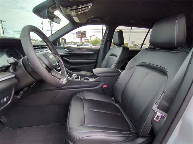 Thumbnail: 2025 Jeep Grand Cherokee - 16