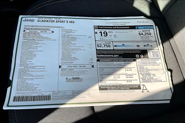 Thumbnail: 2025 Jeep Gladiator - 18